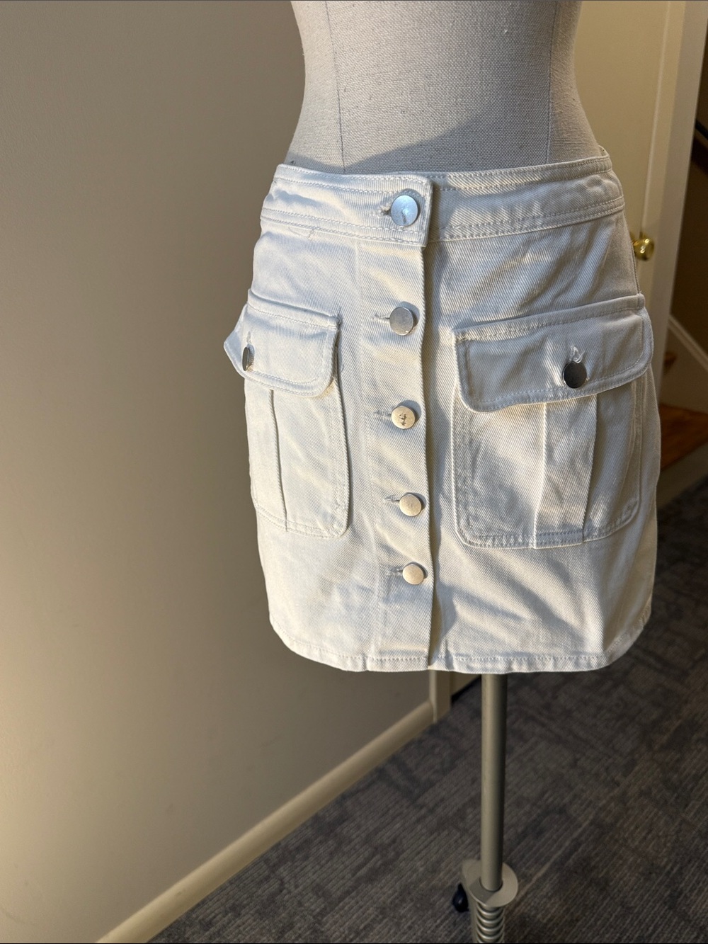 Forever 21 White Button-Front Cargo Pocket Mini Skirt
